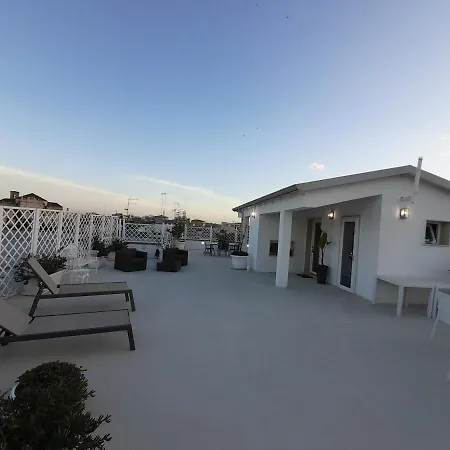 לינה וארוחת בוקר Vista Del Barocco