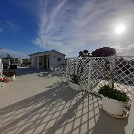 לינה וארוחת בוקר Vista Del Barocco