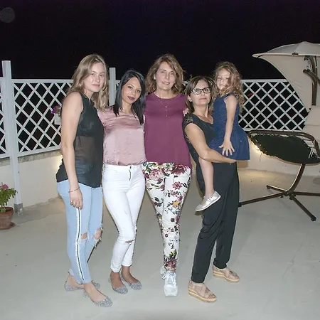 לינה וארוחת בוקר Vista Del Barocco 2*